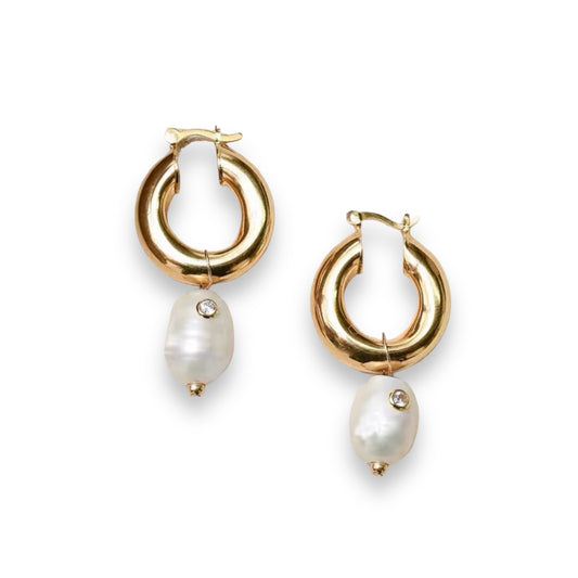 The Pearl Earrings